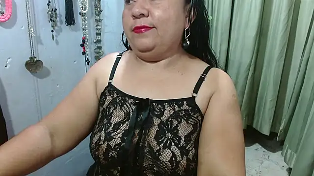 CanelaCollins online show from 12.14.25