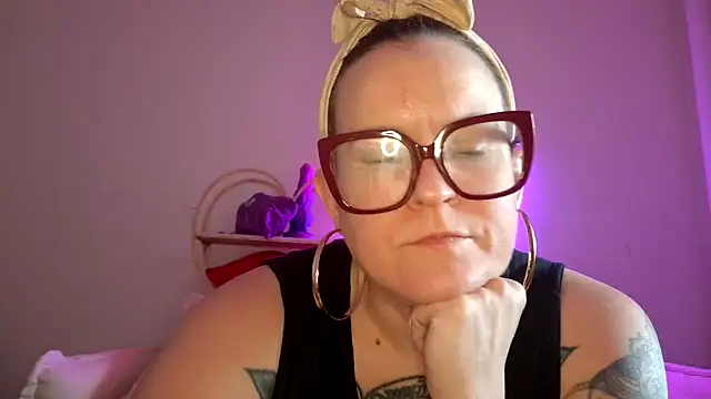 quinnmariexo online show from 02.04.26