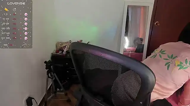 youpinkgirl  online show from 12.31.24