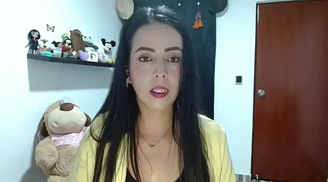 ella peck online show from 02.05.25