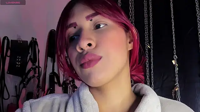 charrlotte quinn online show from 06.04.26