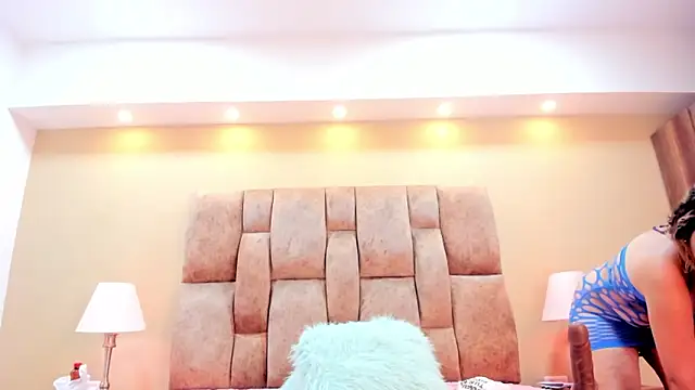 MiiaHot online show from 03.15.25