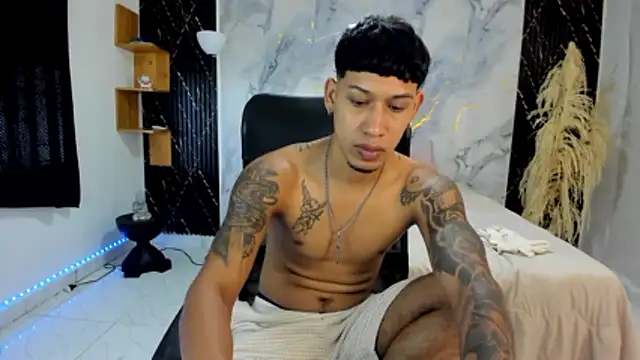 slim master12 online show from 04.12.26