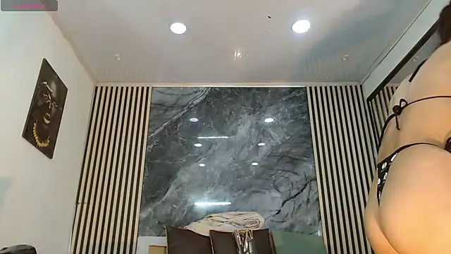 PriscilaRainbow online show from 02.20.25