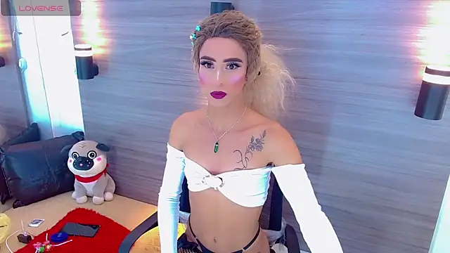 PriscilaRainbow online show from 07.26.26
