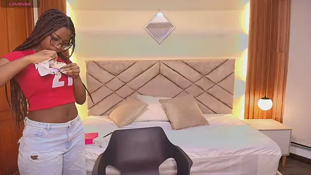 Raquel jones online show from 02.10.26