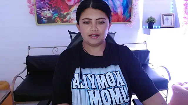 Snapshot of Janeth_zambrano chatting on 03.05.25 Janeth zambrano online show from 03.05.25