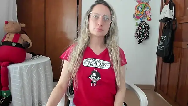 Snapshot of Adele_johnsonn1 chatting on 07.08.26 Adele johnsonn1 online show from 07.08.26