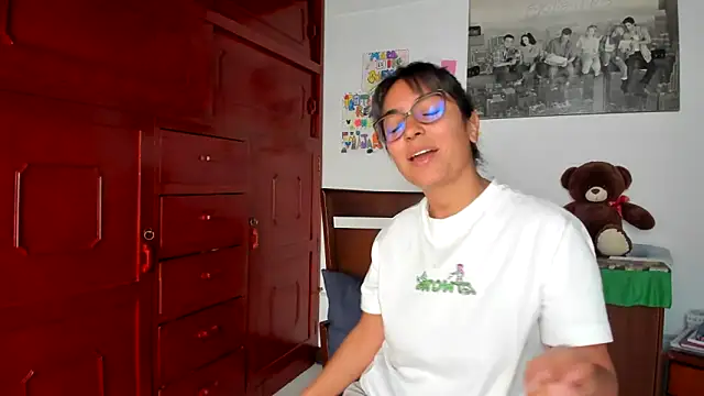 Snapshot of Isabellaa22_1 chatting on 12.03.24 Isabellaa22 1 online show from 12.03.24