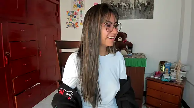 Snapshot of Isabellaa22_1 chatting on 01.21.25 Isabellaa22 1 online show from 01.21.25