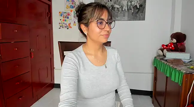 Snapshot of Isabellaa22_1 chatting on 02.06.25 Isabellaa22 1 online show from 02.06.25