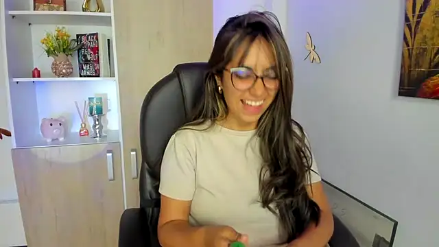 Snapshot of Isabellaa22_1 chatting on 02.26.25 Isabellaa22 1 online show from 02.26.25