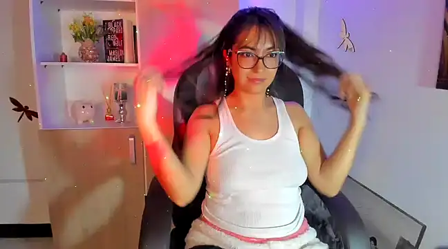 Snapshot of Isabellaa22_1 chatting on 03.15.25 Isabellaa22 1 online show from 03.15.25