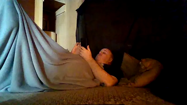 Nightshade7712 online show from 12.05.25