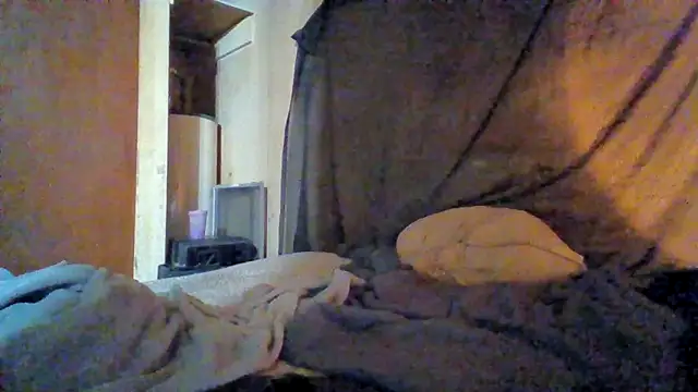 Nightshade7712 online show from 12.18.25