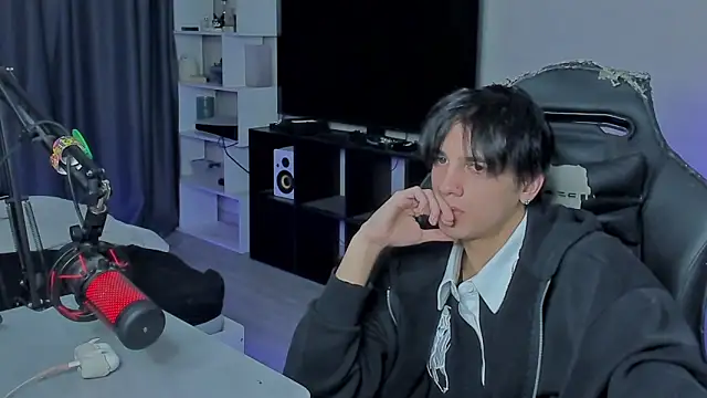 MarkBrowniii online show from 10.06.25