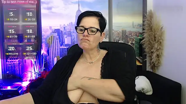 Snapshot of ninarandmann chatting on 12.03.24 ninarandmann online show from 12.03.24