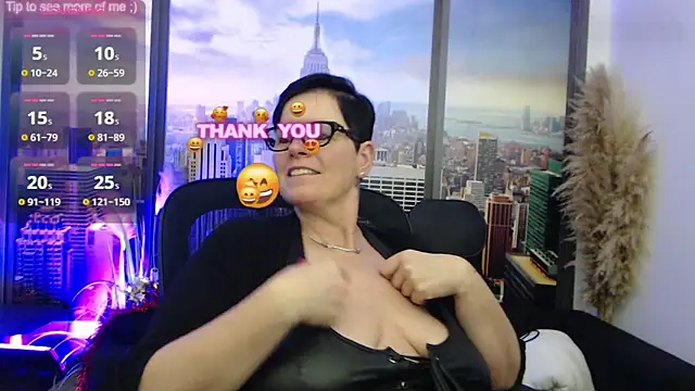 Snapshot of ninarandmann chatting on 01.14.25 ninarandmann online show from 01.14.25