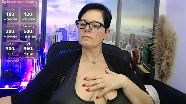 Snapshot of ninarandmann chatting on 01.30.25 ninarandmann online show from 01.30.25