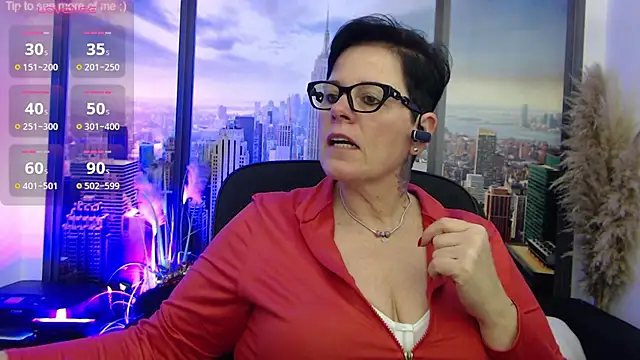 Snapshot of ninarandmann chatting on 02.25.25 ninarandmann online show from 02.25.25