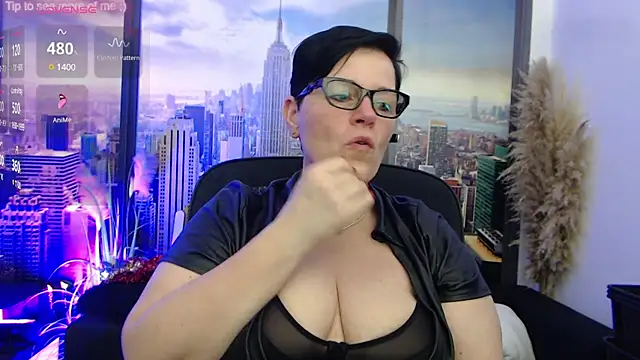 Snapshot of ninarandmann chatting on 03.06.25 ninarandmann online show from 03.06.25