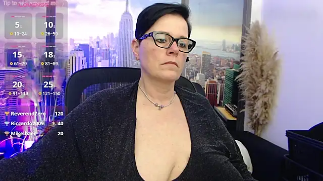 Snapshot of ninarandmann chatting on 03.11.25 ninarandmann online show from 03.11.25