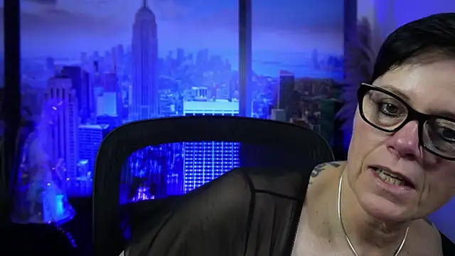 Snapshot of ninarandmann chatting on 12.01.25 ninarandmann online show from 12.01.25