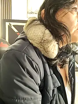 Natasha milf   online show from 10.03.25