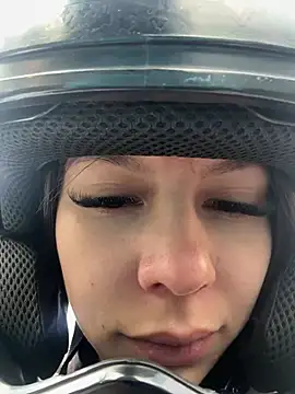 Bonniepark online show from 02.14.25