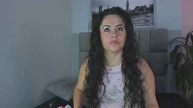 hanny milf online show from 09.14.25