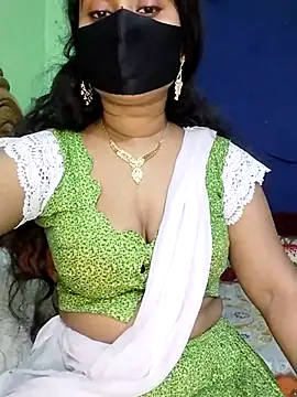 Idhika Paul online show from 02.11.25