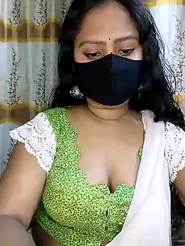 Idhika Paul online show from 02.15.25