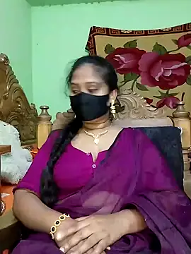 Idhika Paul online show from 02.19.25