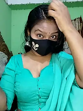 Idhika Paul online show from 03.13.25