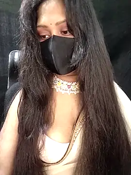 Idhika Paul online show from 09.22.25