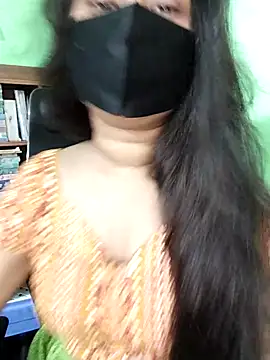 Idhika Paul online show from 09.25.25