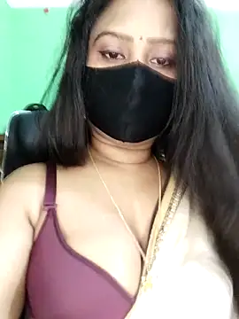 Snapshot of Idhika_Paul chatting on 03.04.26 Idhika Paul online show from 03.04.26