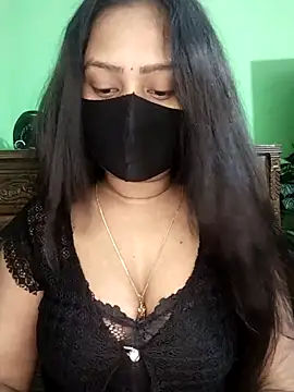 Snapshot of Idhika_Paul chatting on 03.18.26 Idhika Paul online show from 03.18.26