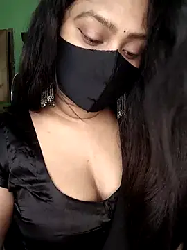 Snapshot of Idhika_Paul chatting on 04.03.26 Idhika Paul online show from 04.03.26