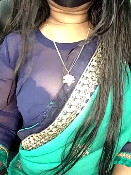 Snapshot of Idhika_Paul chatting on 04.09.26 Idhika Paul online show from 04.09.26