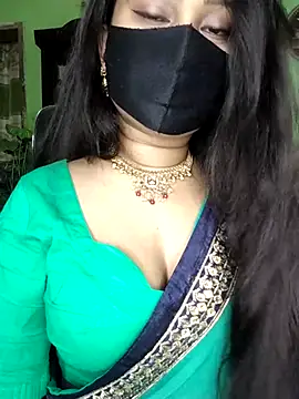 Snapshot of Idhika_Paul chatting on 04.15.26 Idhika Paul online show from 04.15.26