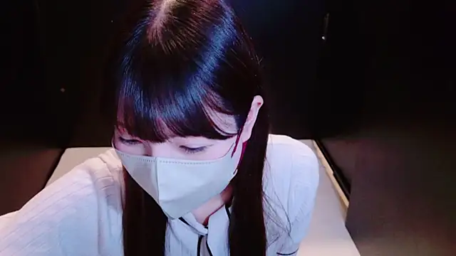 Snapshot of Naachan_ chatting on 11.16.25 Naachan online show from 11.16.25