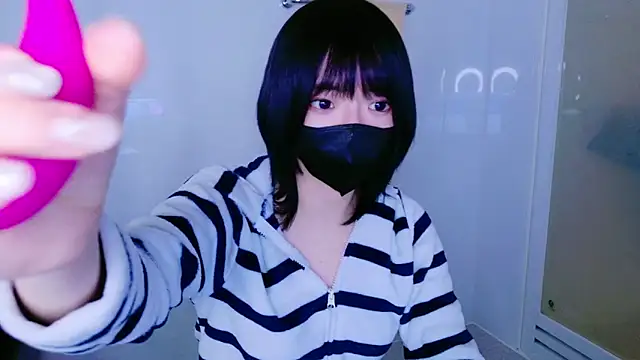 Snapshot of ranran_ch chatting on 01.06.25 ranran ch online show from 01.06.25