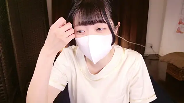 Snapshot of irohani_usagi chatting on 02.11.25 irohani usagi online show from 02.11.25