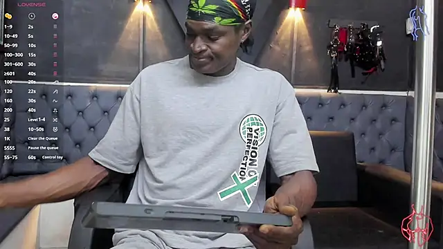 Snapshot of Terrance_z chatting on 03.13.26 Terrance z online show from 03.13.26