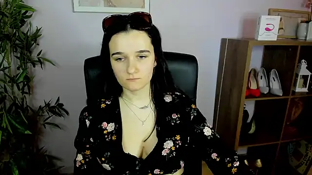 KateDelight online show from 03.22.25