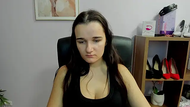 KateDelight online show from 11.08.25