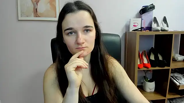 KateDelight online show from 04.25.26