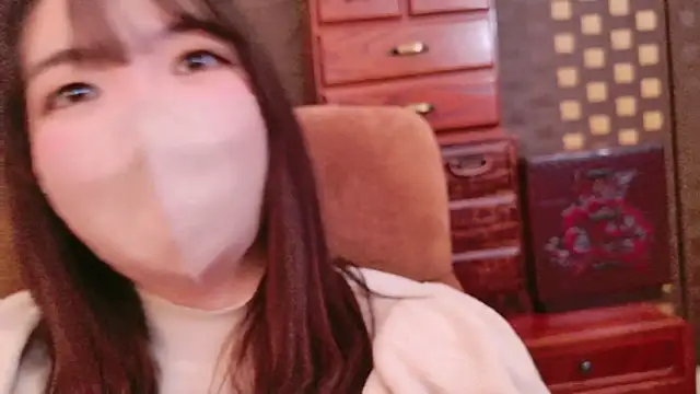 Snapshot of pyon_kawa chatting on 01.10.25 pyon kawa online show from 01.10.25