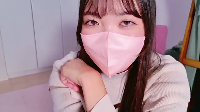 Snapshot of pyon_kawa chatting on 10.15.25 pyon kawa online show from 10.15.25